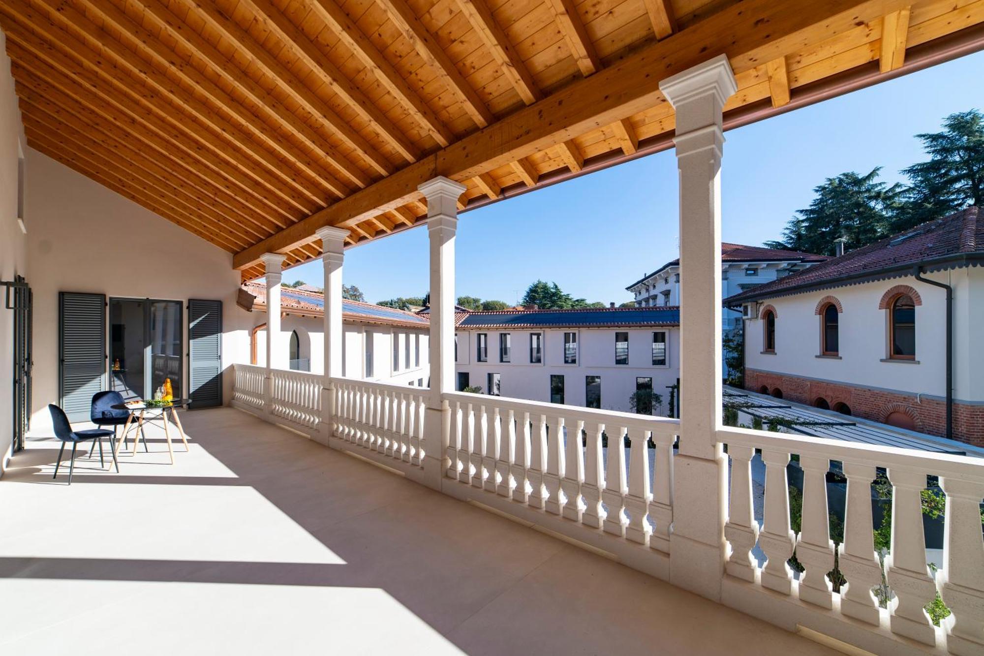 Via Vittorio Veneto 468 Chiari Aparthotel Luaran gambar