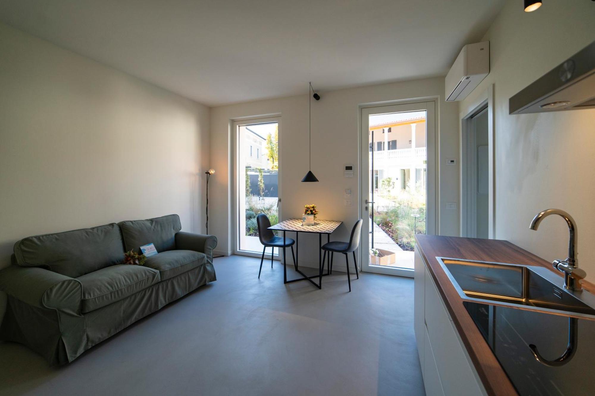 Via Vittorio Veneto 468 Chiari Aparthotel Luaran gambar